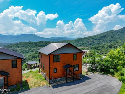 960 Cottage Gardens Way, Gatlinburg, Теннесси 37738, Соединенные Штаты