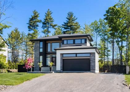 17075  Rue du Corail, Mirabel, Quebec J7N 3P5, Canada