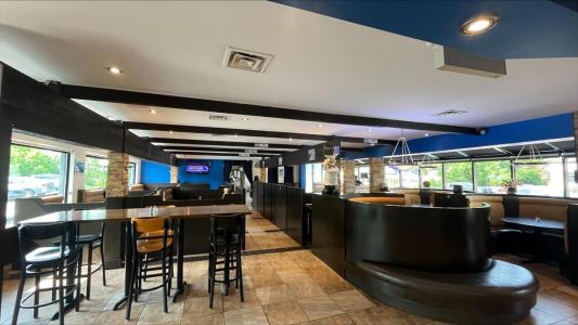 305  Boul. Ste-Rose, Quebec H7L 1M5, Canada