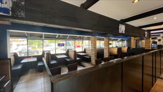 305 Boul. Ste-Rose, ケベック H7L 1M5, カナダ