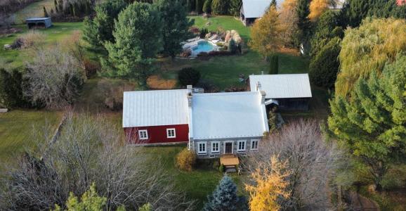 837 Rg St-Vincent, Quebec J0V 2B0, Canada