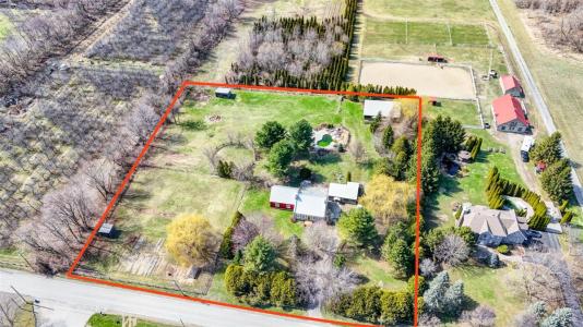 837 Rg St-Vincent, Quebec J0V 2B0, Canada