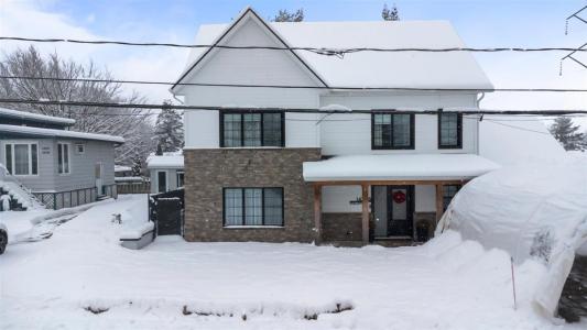 14306-14308 Rue Philippon, Mirabel, Quebec J7N 1J6, Canada