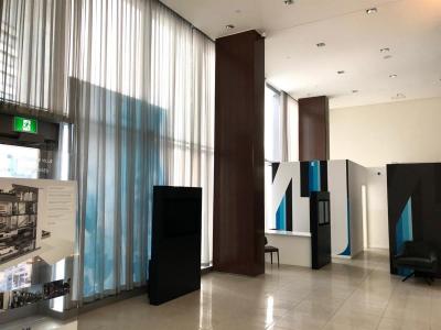 1450  Boul. René-Lévesque O., Montréal (Ville-Marie), Quebec H3G 0E2, Canada