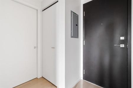 1085  Rue Smith, Montréal (Le Sud-Ouest), Quebec H3C 0L9, Kanada