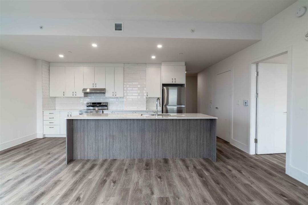 2805 Ch. Bates, Montréal (Côte-des-Neiges/Notre-Dame-de-Grâce), Quebec H3S 1B5, Canada