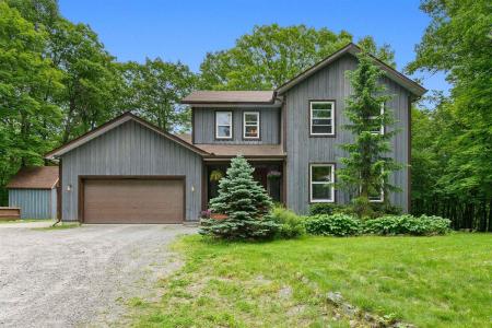 7  Tsse du Domaine, Chelsea, Quebec J9B 2P4, Canada