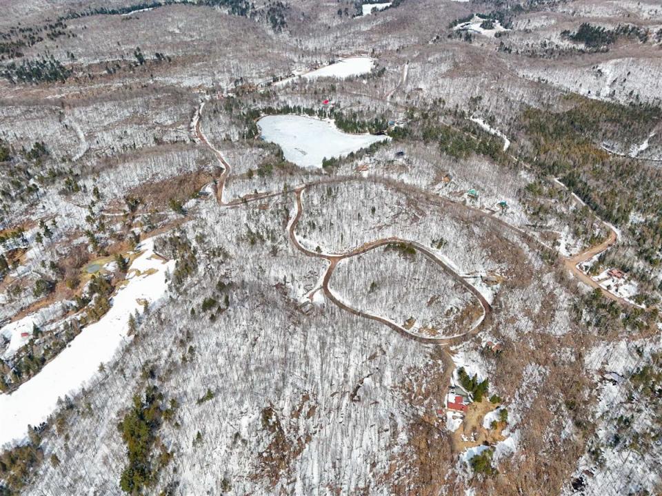 Rue de Düsseldorf, Brownsburg-Chatham, 퀘벡주 J8G 2N7, 캐나다