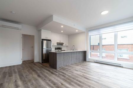 2805 Ch. Bates, Montréal (Côte-des-Neiges/Notre-Dame-de-Grâce), Quebec H3S 1B5, Canada