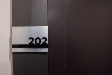 2104 Rue du Centre, Montréal (Le Sud-Ouest), 퀘벡주 H3K 1J4, 캐나다