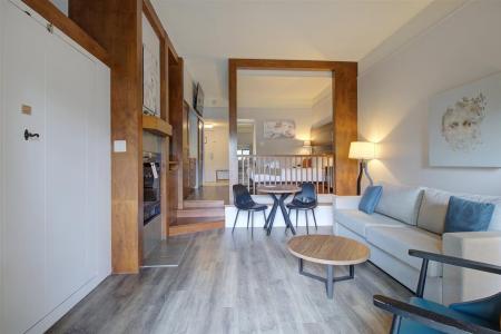 44  Av. de l'Auberge, Orford, Quebec J1X 6J3, Canadá