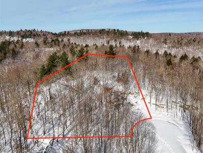 Place du Massif, Brownsburg-Chatham, Quebec J8G 3B4, Canada