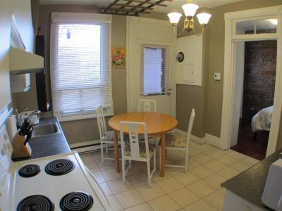 0815-0821  Rue Charlevoix, Montréal (Le Sud-Ouest), Quebec H3K 2Y5, Canada