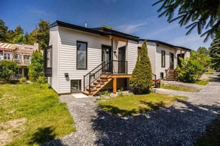 4991  Ch. du Parc, Orford, Quebec J1X 7A2, Canadá