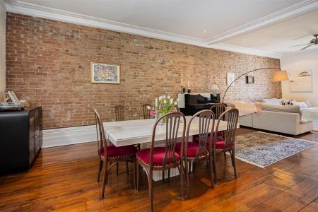 997 Av. de l'Hôtel-de-Ville, Montréal (Ville-Marie), Quebec H2X 3A4, Canada