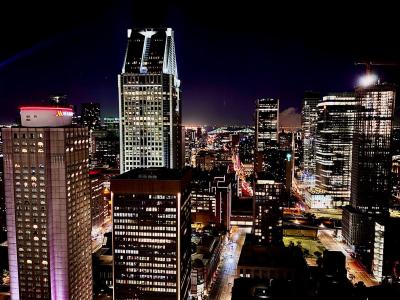 1188 Rue St-Antoine O., Montréal (Ville-Marie), קוויבק H3C 1B4, קנדה