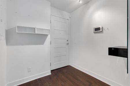 377 Rue des Seigneurs, Montréal (Le Sud-Ouest), Quebec H3J 0A9, Canada