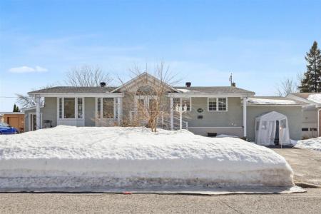 100  Rue Marcotte, Gatineau (Gatineau), Quebec J8T 1E6, Canada