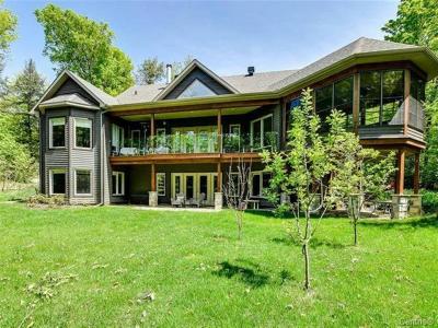 88  Ch. Ramsay, Chelsea, Quebec J9B 2J1, Canada