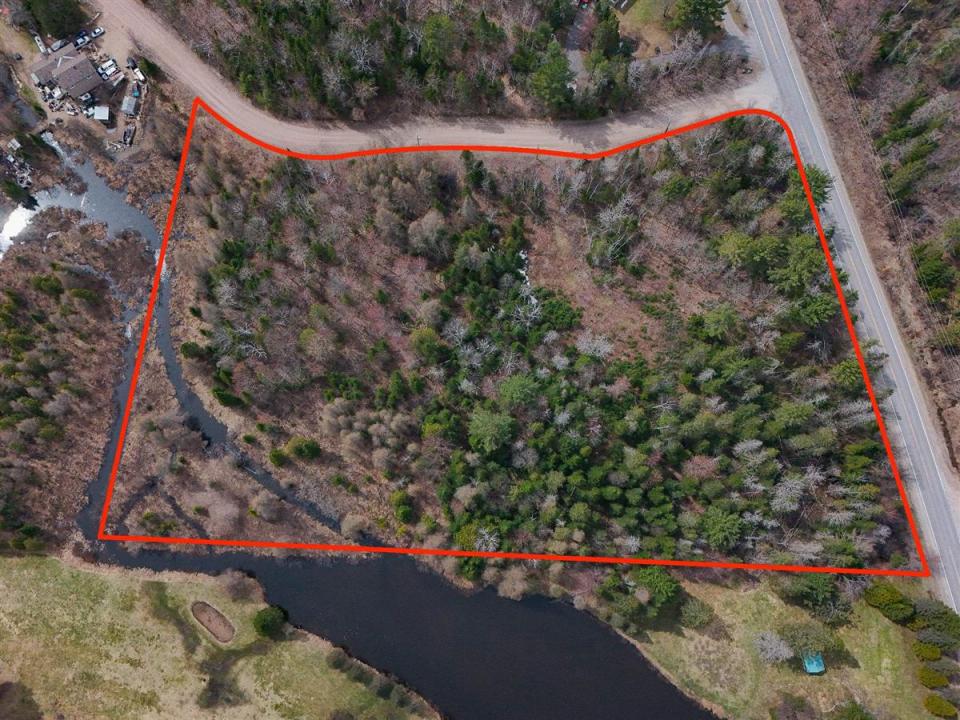 Ch. de Kerpen, Brownsburg-Chatham, Quebec J8G 2N7, Canada