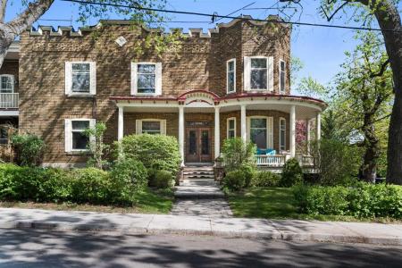 5236 Av. Brillon, Montréal (Côte-des-Neiges/Notre-Dame-de-Grâce), 퀘벡주 H4A 1H7, 캐나다