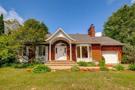 3680  Rue Tremblay, Quebec J7M 2C1, Canada