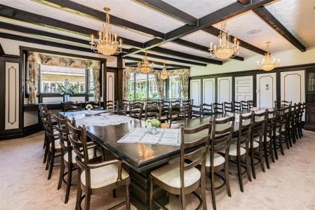 2245 Route 327, Grenville-sur-la-Rouge, Quebec J0V 1B0, Kanada