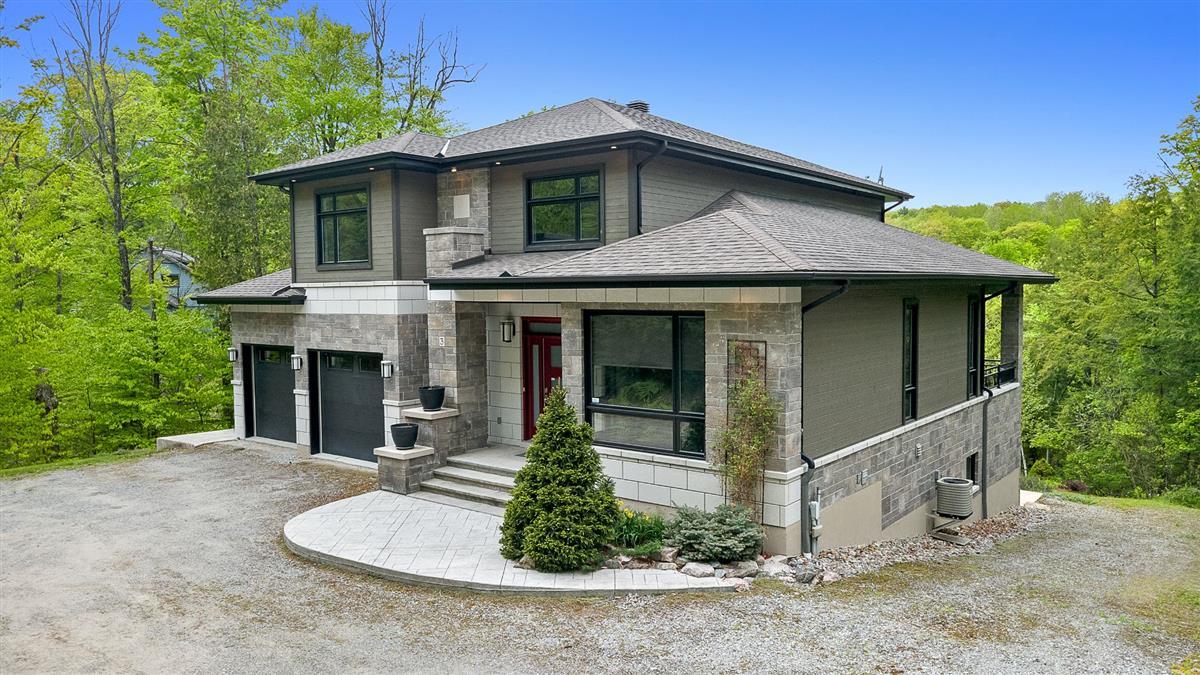 3  Ch. Gilmour, Chelsea, Quebec J9B 0A3, Canada