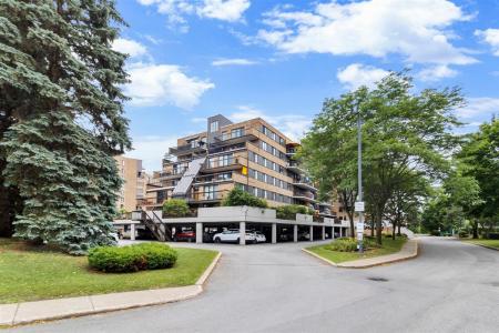 4560  Prom. Paton, Laval (Chomedey), ケベック H7W 4W2, カナダ