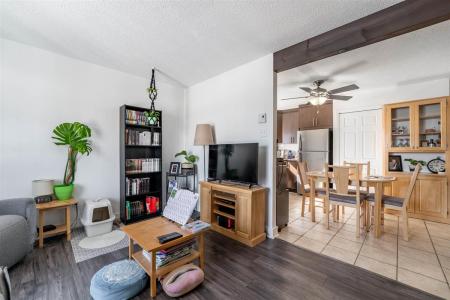 355 Rue Jeanne-Mance, Gatineau (Gatineau), Quebec J8P 3B7, Canada