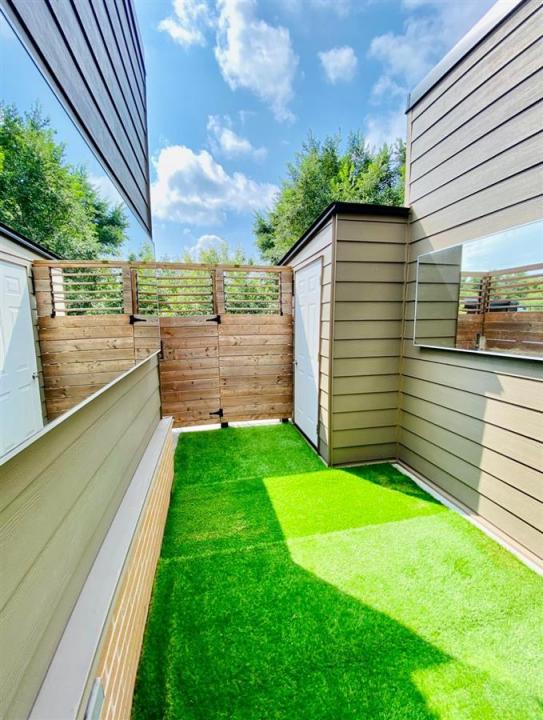 2208 Rue Lespérance, Montréal (Ville-Marie), Quebec H2K 2N9, Canada