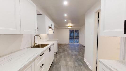 2532-2536  Rue de Châteauguay, Montréal (Le Sud-Ouest), Quebec H3K 1L1, Canada