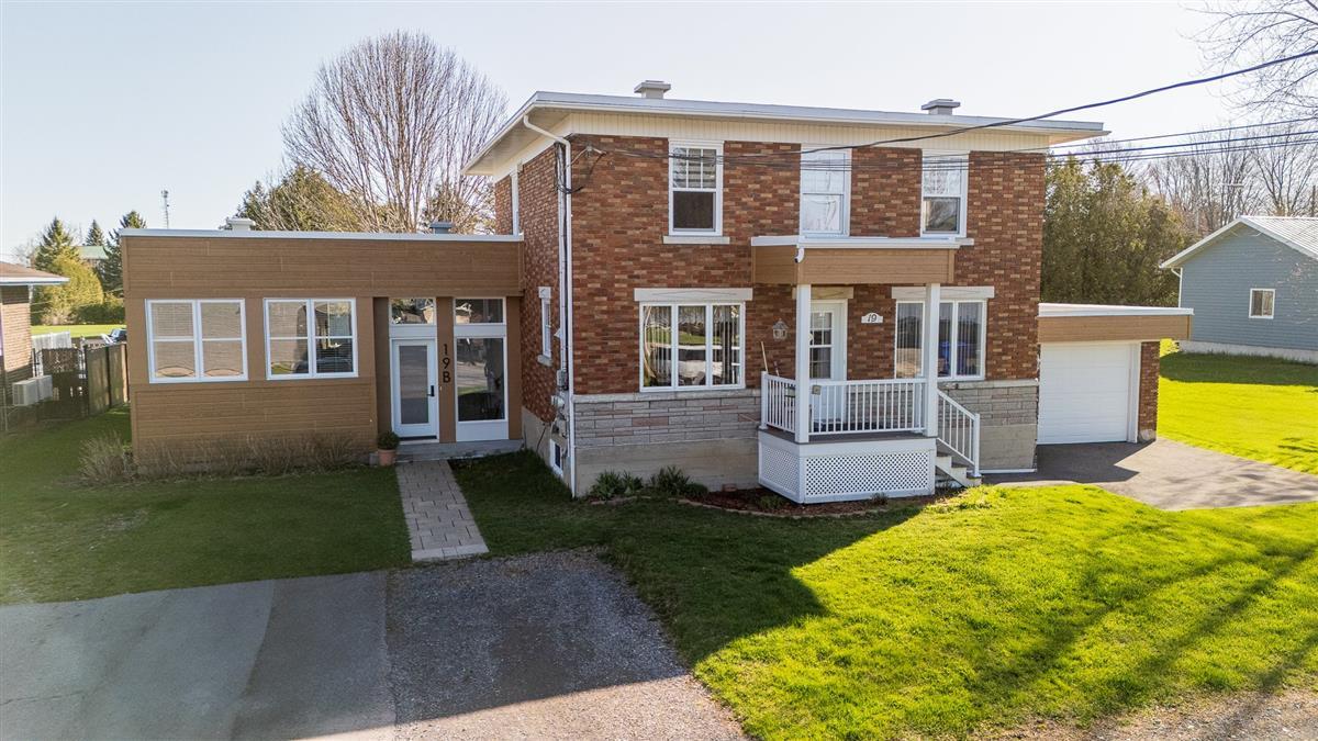 19-19B Rue St-Léon, Saint-Chrysostome, Quebec J0S 1R0, Canadá