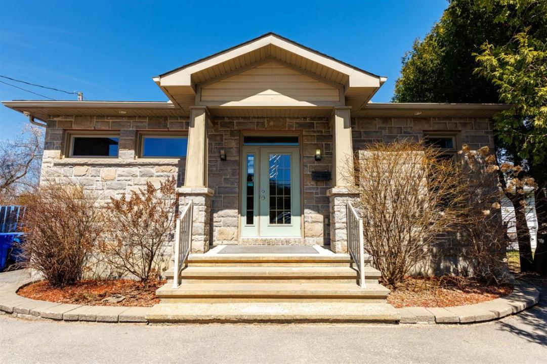 2543 Rue St-Louis, Gatineau (Gatineau), Quebec J8V 1A4, Canadá