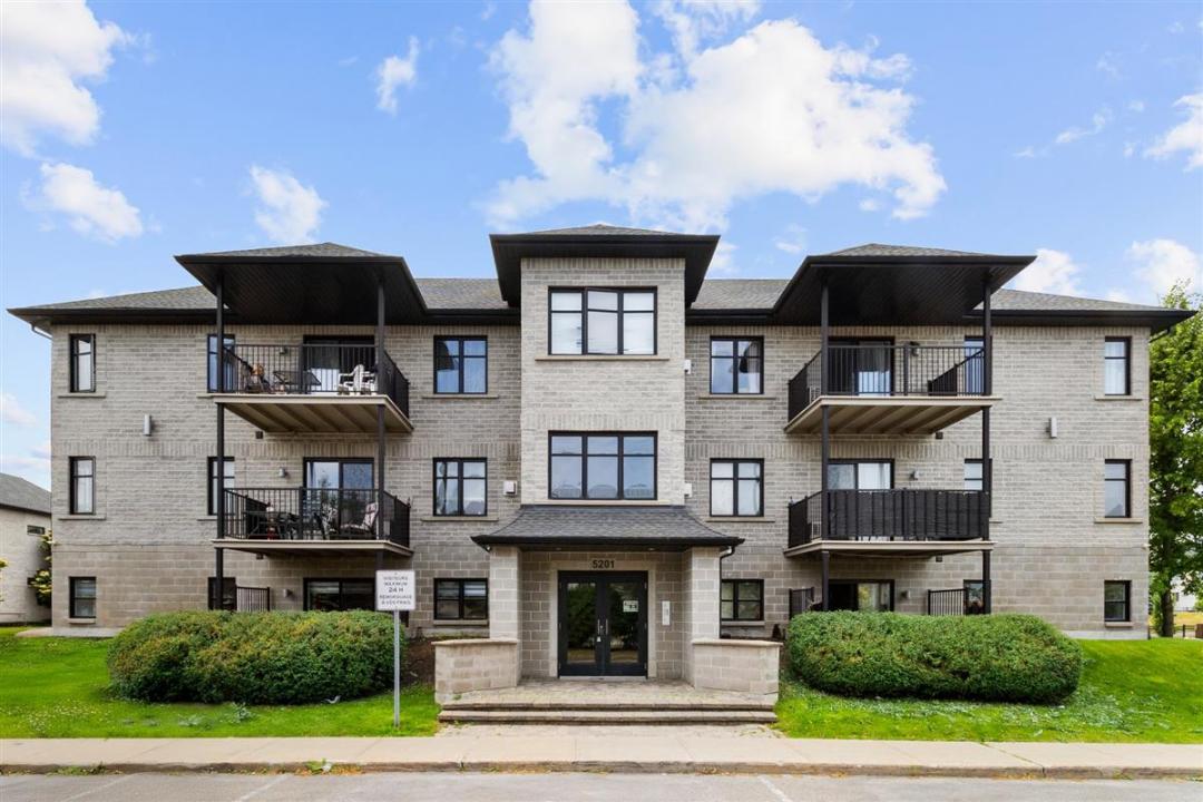 5201 Av. Eliot, Laval (Chomedey), Quebec H7W 0C5, Canada
