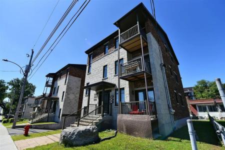 11240-11244 Av. de Paris, Montréal (Montréal-Nord), Quebec H1H 4L1, Canada