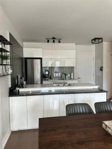 195  Rue Peel, Montréal (Le Sud-Ouest), 퀘벡주 H3C 0T1, 캐나다