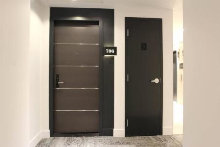 1330 Rue Olier, Montréal (Le Sud-Ouest), Quebec H3C 1W4, CANADÁ