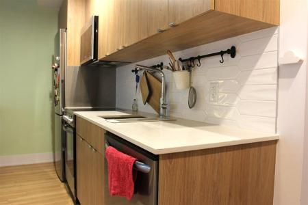 1330 Rue Olier, Montréal (Le Sud-Ouest), Quebec H3C 1W4, CANADÁ