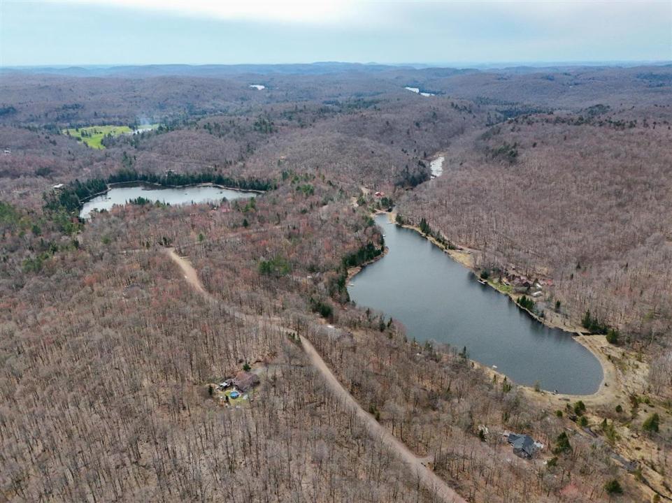 Ch. de Horrem, Brownsburg-Chatham, Quebec J8G 2N7, Canada