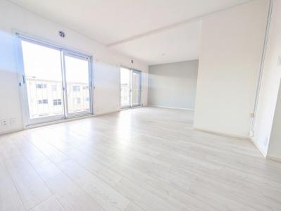 一里塚2, メゾン神足1号棟, 長岡京市, Kyoto 617-0831, 일본