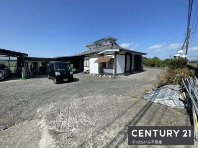 乙房町3231-1, 2世帯住宅仕様の住宅です 部屋数が多く庭も広々, 都城市, Miyazaki 885-0112, Japón