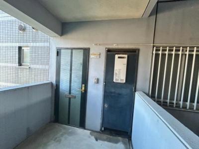 201, 南岩国町2丁目1-32, ジャクソン・タワー201, 岩国市, Yamaguchi 740-0034, Giappone