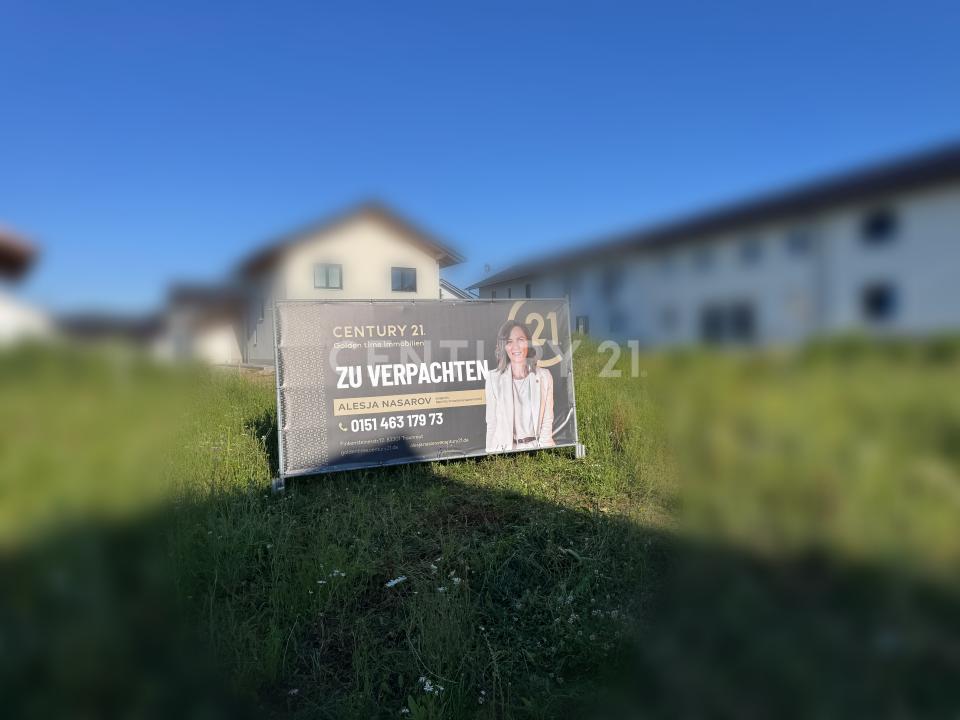 Nußdorferstr. 2, Traunreut, Bayern 83301, Germany