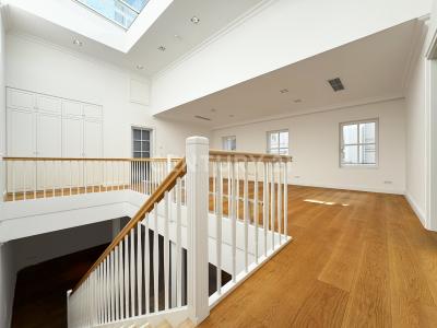 Frankfurt Am Main, Hessen 60325, Alemania