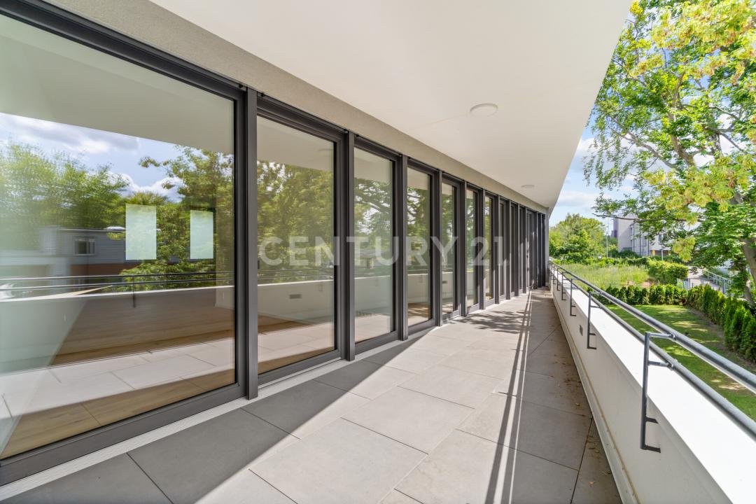 Berlin, Berlin 12207, Germany