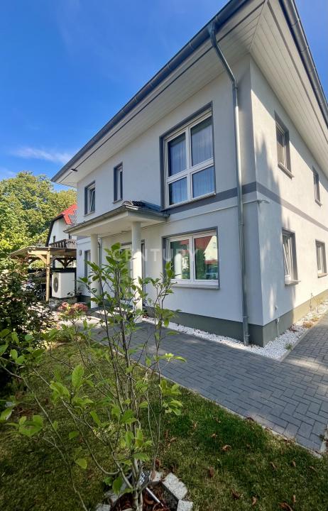 Berlin, Berlin 13129, Germany