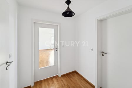 Traunreut, Bayern 83301, Germany