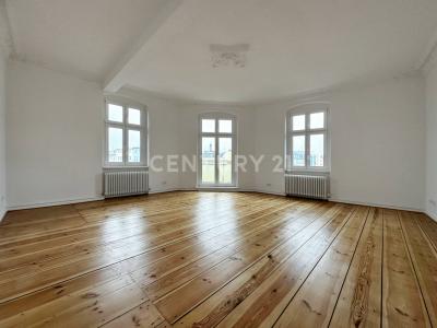 Berlin, Berlin 10627, Germany