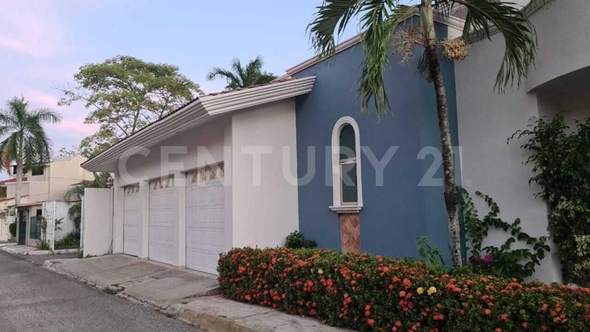 Uxmal 101, Villahermosa Centro, 塔巴斯科 86037, 墨西哥